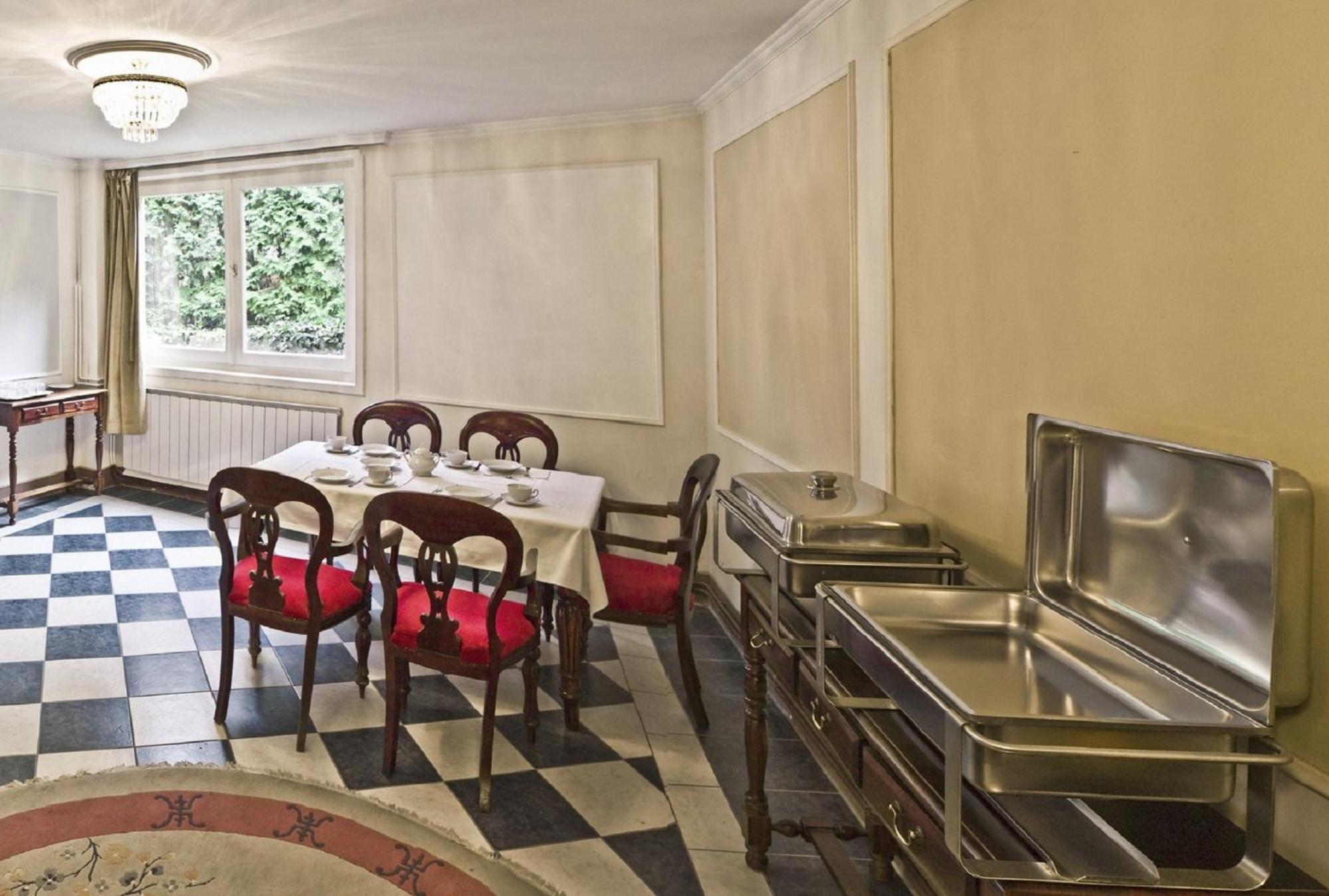 Nr 100 Szentendre Hotel Panzio Szolgaltatasok Extérieur photo