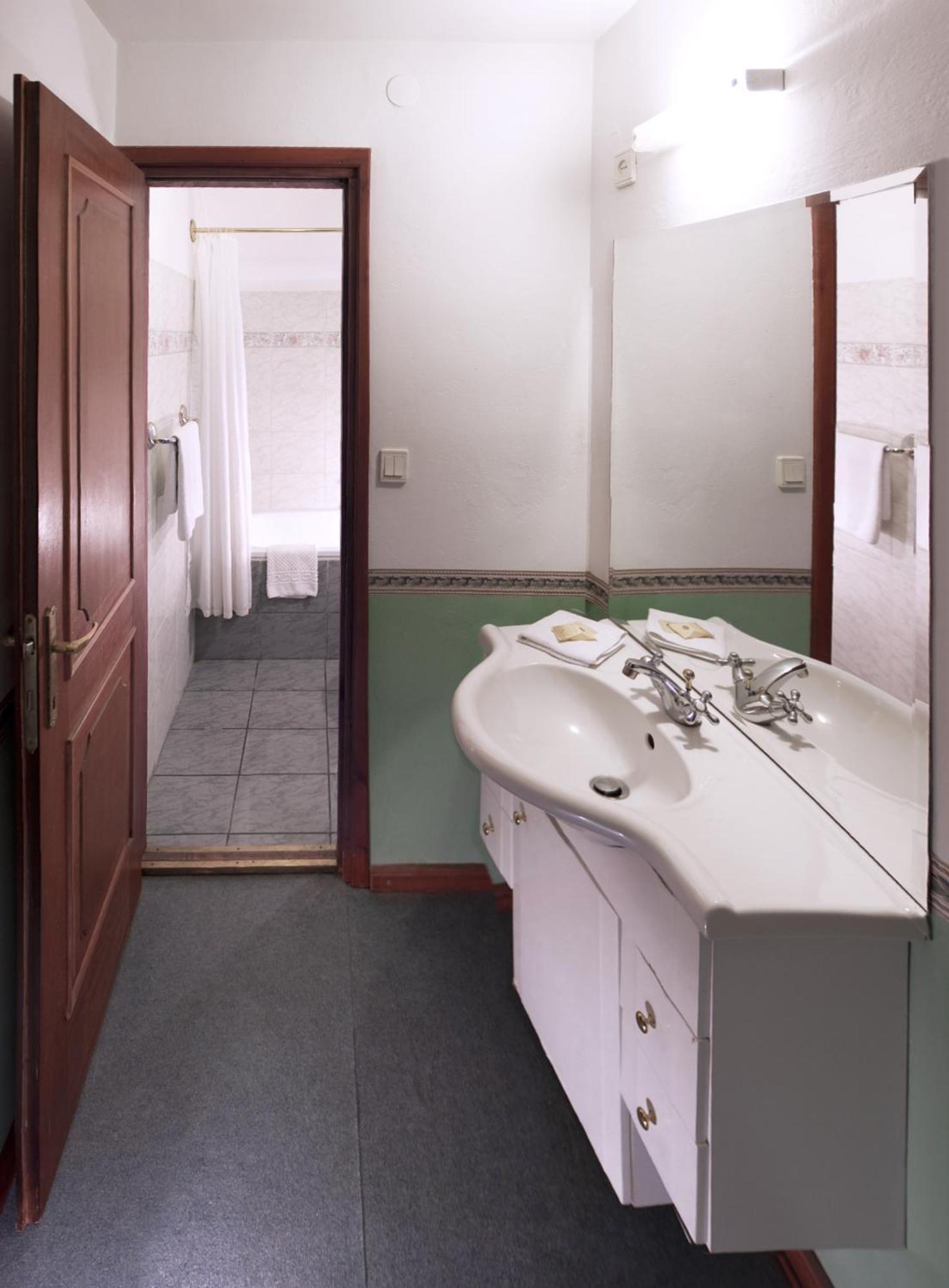 Nr 100 Szentendre Hotel Panzio Szolgaltatasok Extérieur photo